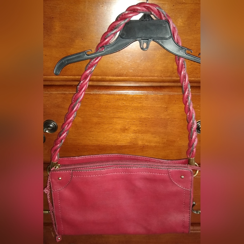 Beautiful Red " Relic" Faux Leather Shoulder Bag